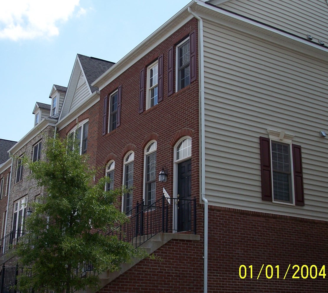 An example of the townhomes located at Parks. thumbnail